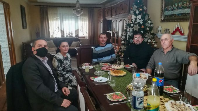 Violeta Simic u poseti porodici Malusev