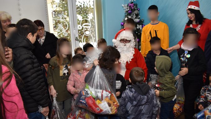 Paketici Centar za socijalni rad